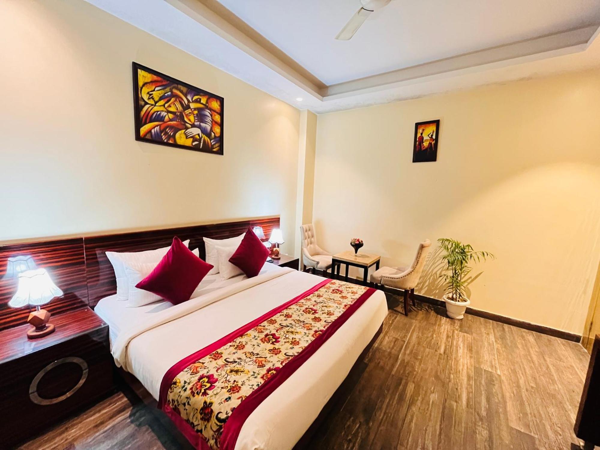 Hotel Banz Near Indira Gandhi Airport Delhi Ню Делхи Екстериор снимка