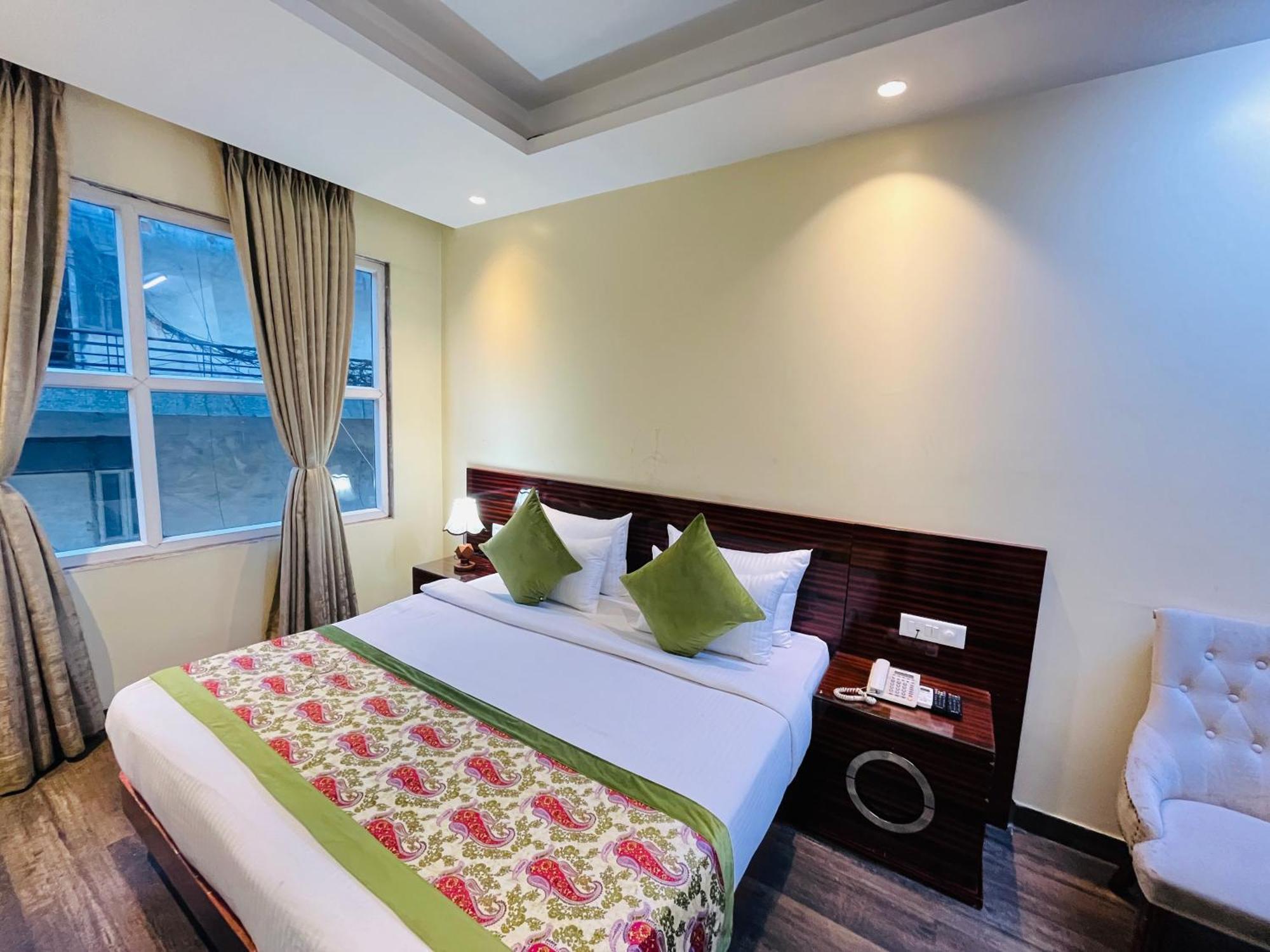 Hotel Banz Near Indira Gandhi Airport Delhi Ню Делхи Екстериор снимка